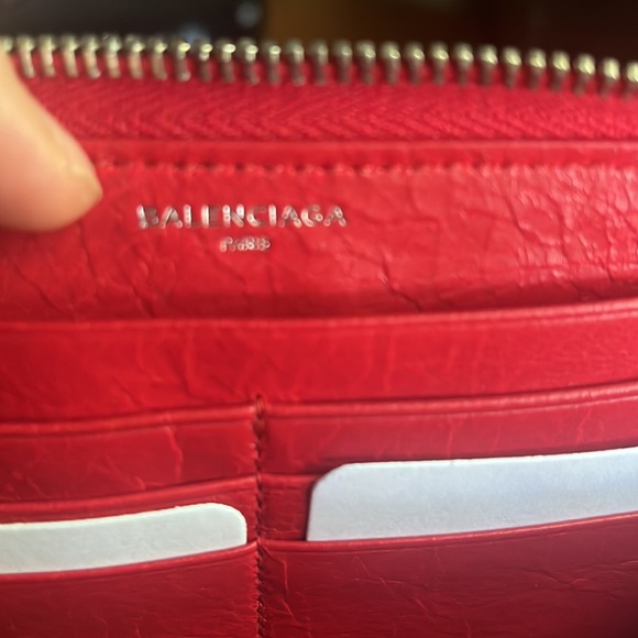 BALENCIAGA Leather Zippy Long Wallet in Red - Picture 5 of 10
